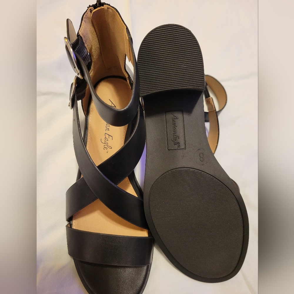 Black leather American Eagle Heels Size 8 Upper Zipper